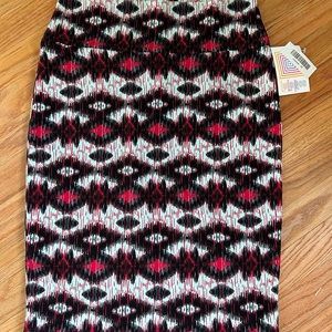 NWT Lularoe Cassie skirt